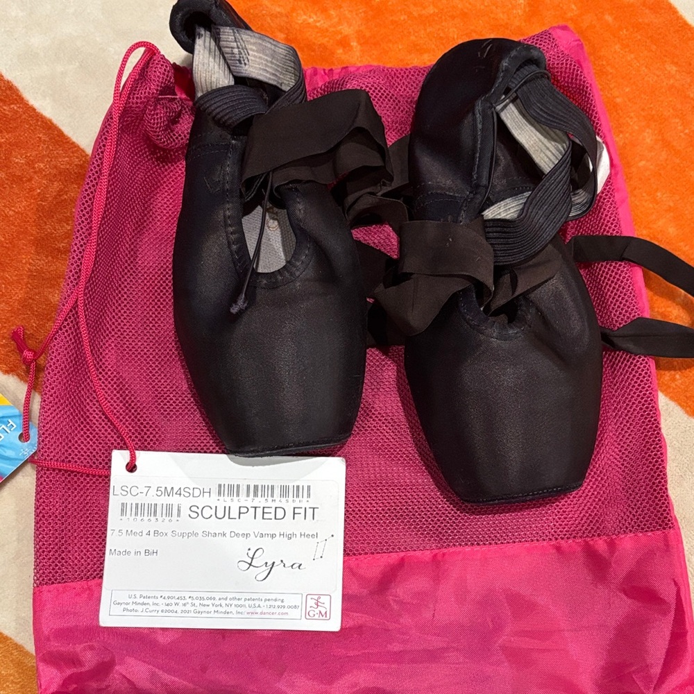 Gaynor Minden Lyra (European Made)